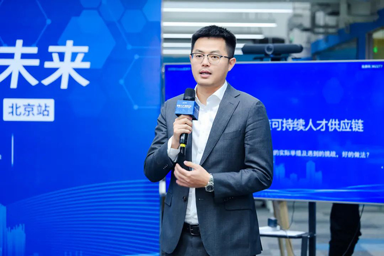 人力资源公司领航国际业务总经理马江浩分享当前新能源产业的人才流动趋势